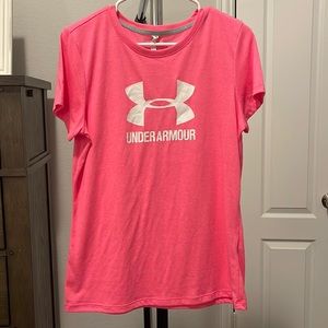 Bright Pink Women’s Under Armour Heat Gear Short Sleeve T-Shirt